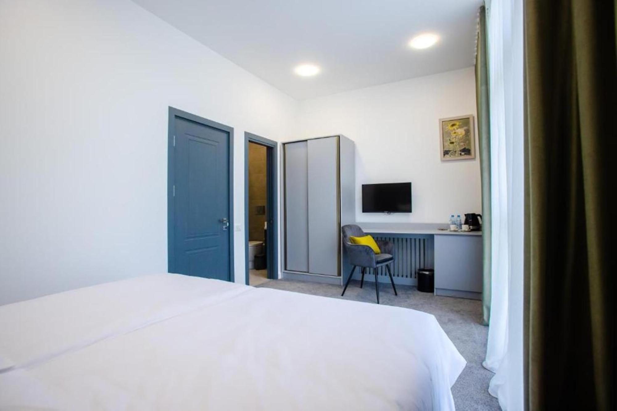 Benefice Hotel Yerevan Ngoại thất bức ảnh