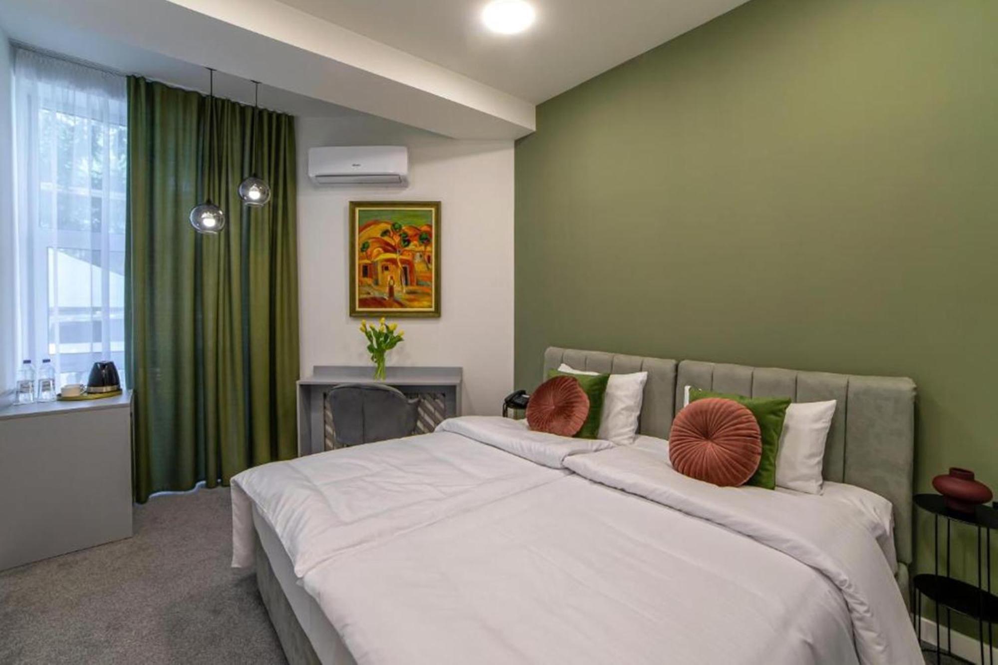 Benefice Hotel Yerevan Ngoại thất bức ảnh