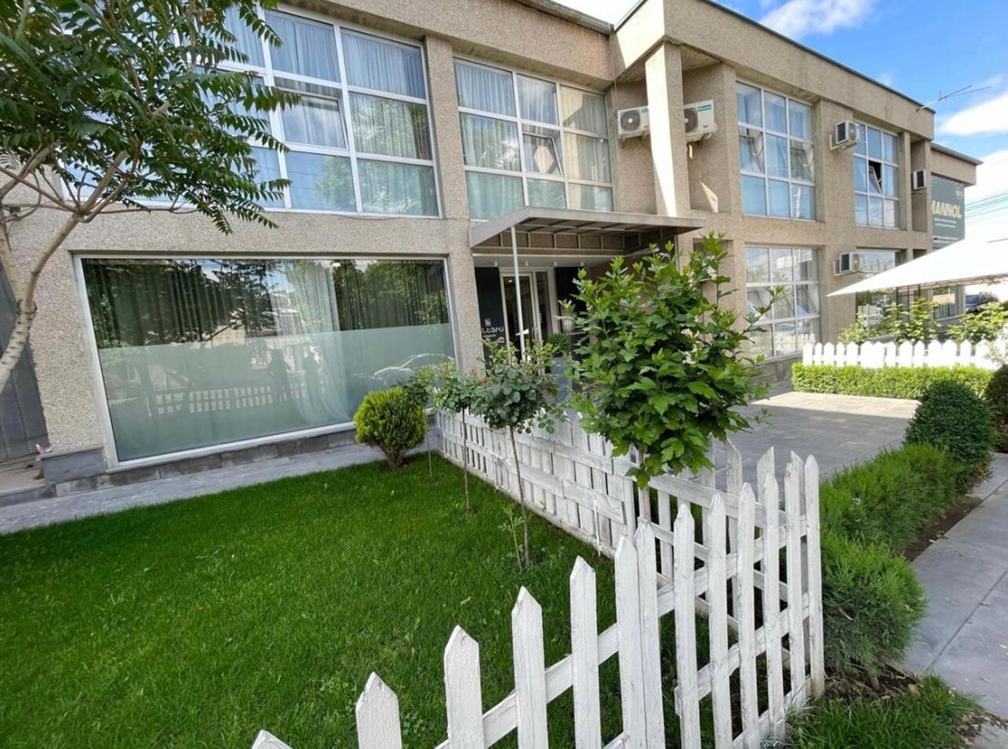 Benefice Hotel Yerevan Ngoại thất bức ảnh